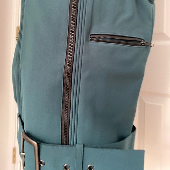 Self Portrait- NWT Green Teal Oversized Belt Buckle Vest - Picture 6 of 13